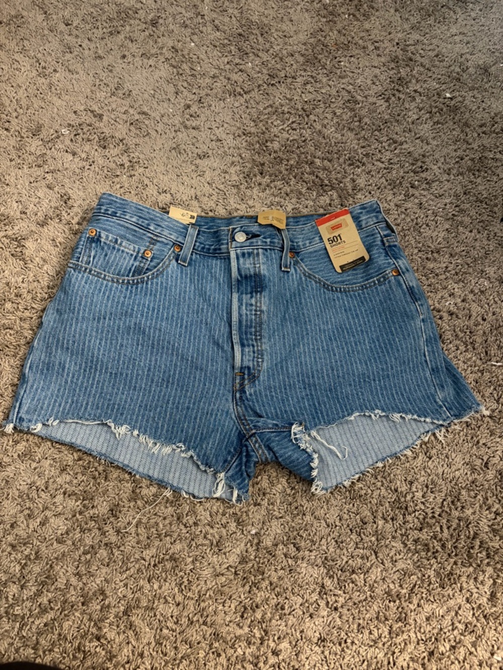 NWT Levi's Blue Striped High-Rise Button-Fly Jean Shorts - Picture 3 of 5